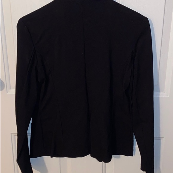 Blazer - Picture 2 of 3